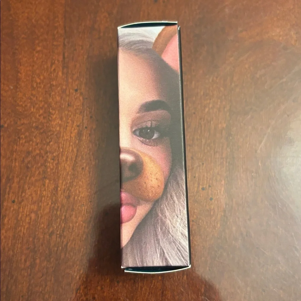 Kylie Cosmetics Supple Kiss Lip Glaze - Like - Picture 7 of 9